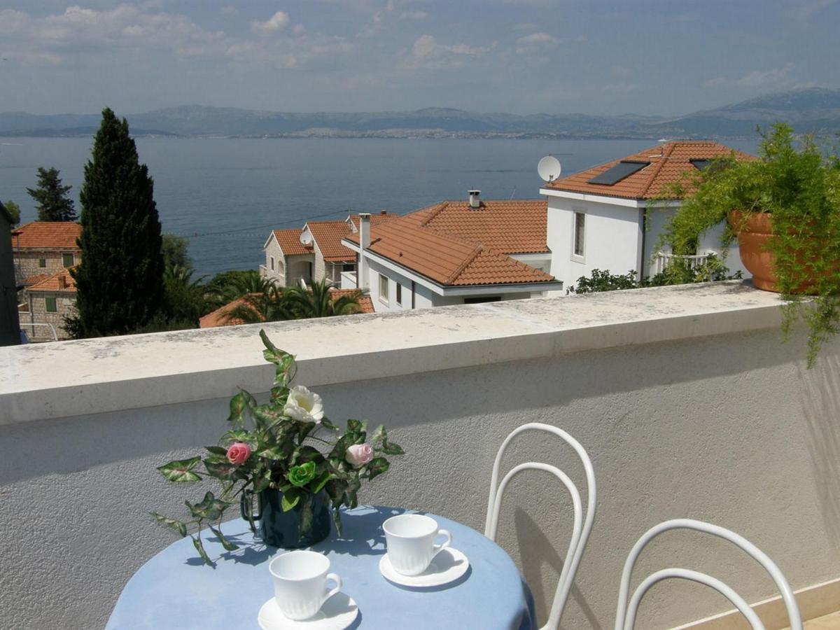 Villa Renipol Adults Only Sutivan ภายนอก รูปภาพ